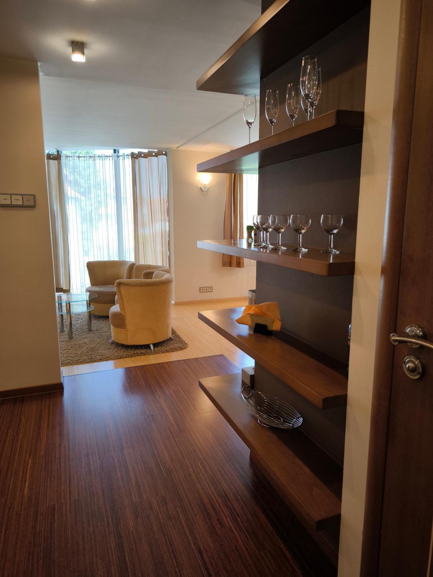 Uroczy Apartament Przy Deptaku Z Parkingiem. Поляниця-Здруй Екстер'єр фото